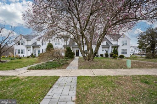 893 Sturbridge Ln, Lansdale, PA 19446-5278