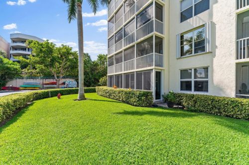 1 Harbourside Dr, Delray Beach FL  33483-5126 exterior