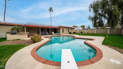 6001 Friess Dr, Scottsdale AZ  85254-3117 exterior