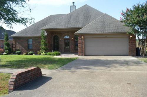 312 Southwind Dr, Marion, AR 72364-3002