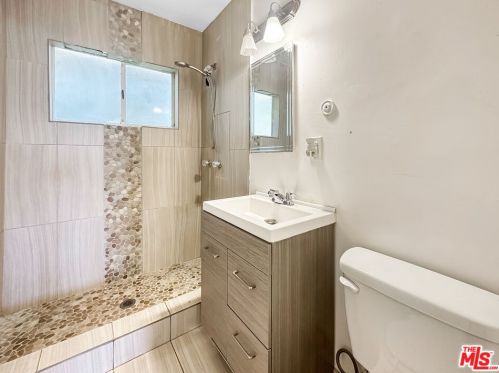 2944 Ronald St, Riverside CA  92506-4150 exterior