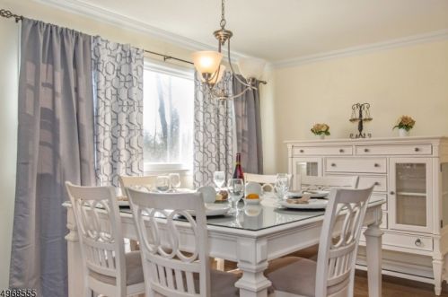 38 Cross Rd, Greystone Park NJ 07950-3207 exterior