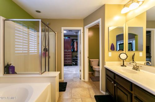 2016 102nd Ln, Tolleson AZ  85353-5674 exterior