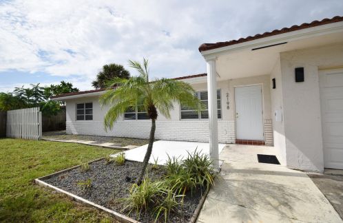 2198 3rd Ave, Boca Raton, FL 33431-8006