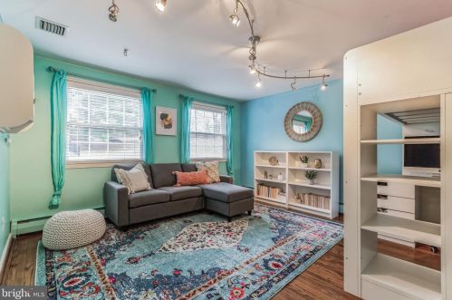 536 Woodlea Ln, Berwyn PA 19312-1458 exterior