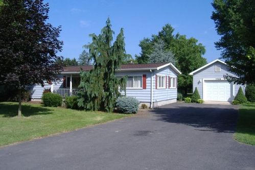7706 Shavers Creek Rd, Petersburg, PA 16669-3021