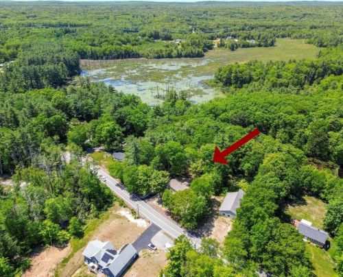 429 Main St, Danville NH  03819-3135 exterior