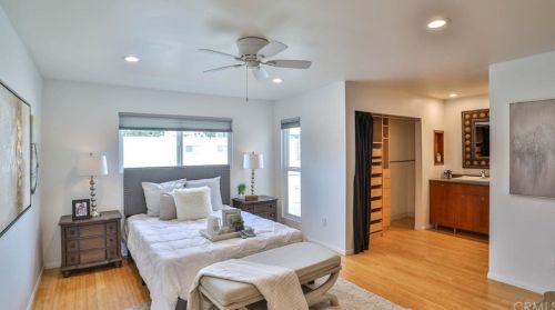 16711 Algonquin St, Huntington Beach CA 92649-3803 exterior