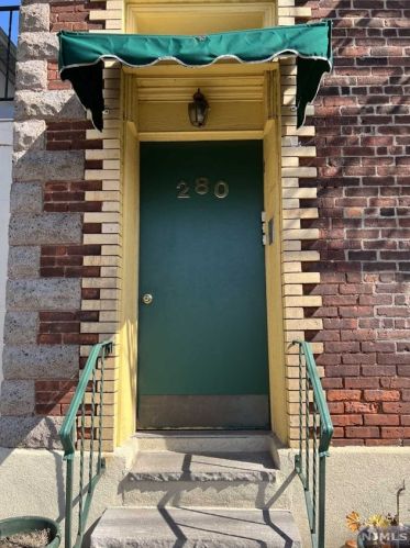 280 Macarthur Ave, Outwater NJ  07026-1216 exterior