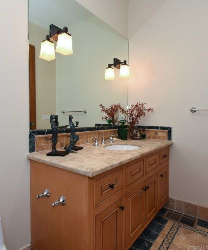 1128 Palos Verdes Dr, Palos Verdes Estates CA 90274-0015 exterior