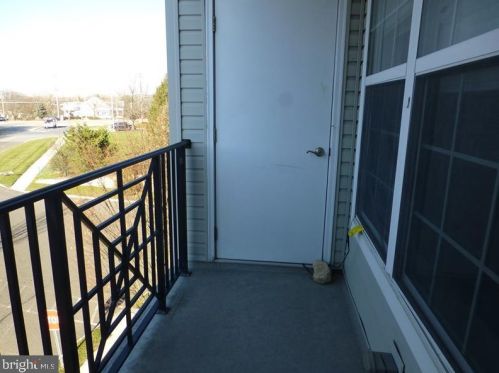 2302 Lydia Hollow Dr, Glen Mills, PA 19342-1065