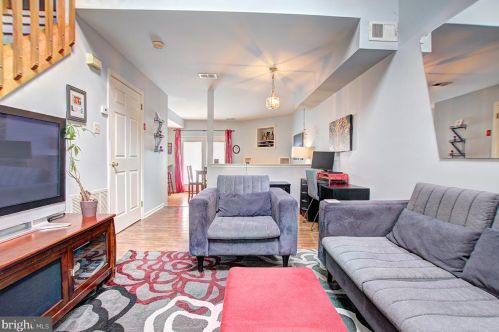 15 Willow Ct, Downingtown PA  19335-3400 exterior