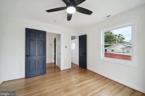 5010 Brooks St, Washington DC  20019-5318 exterior