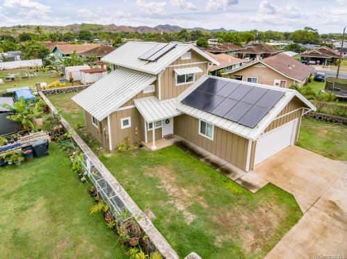 41-1661 Kumuniu St, Waimanalo, HI 96795