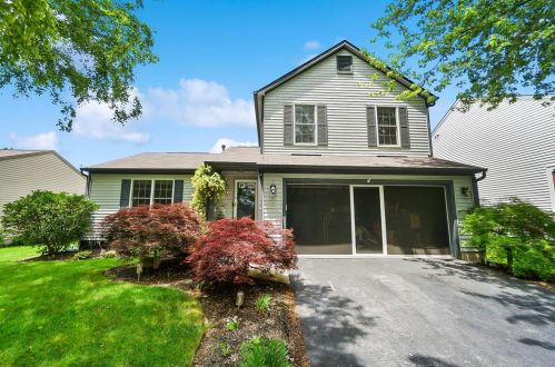 1184 Village Dr, Marysville, OH 43040-8336