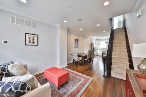 1541 Dorrance St, Philadelphia, PA 19146-4625