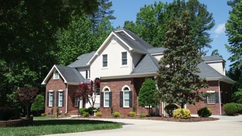 215 Ferncliff Dr, Salisbury, NC 28147-7211