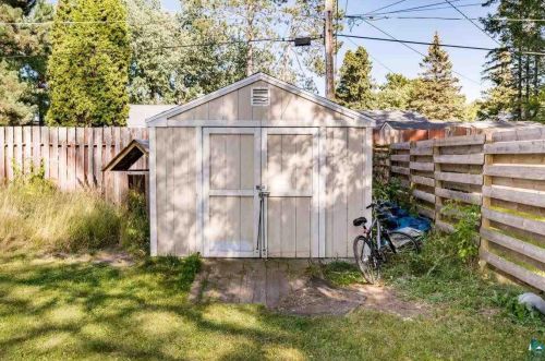820 Larch St, Scanlon MN  55720-1328 exterior