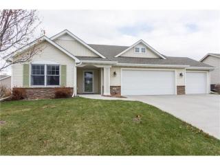 408 32nd St, Ankeny, IA 50023-9225