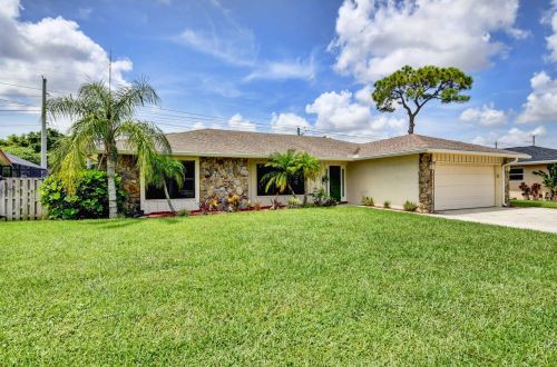 4410 Brandywine Dr, Boca Raton FL  33487-2278 exterior