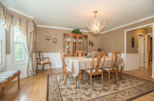 12 Country Meadow Rd, Hackettstown NJ  07840-5205 exterior