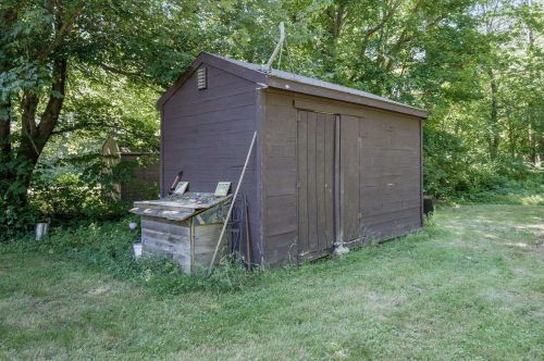 641 1st Nh Tpke, Northwood NH  03261-3302 exterior