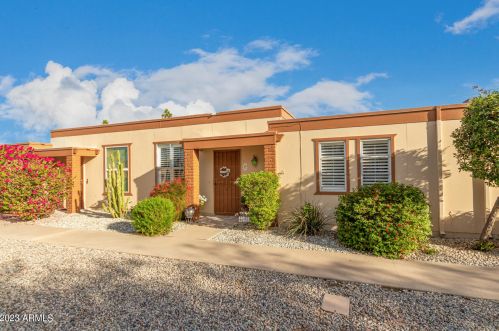 10030 Royal Oak Rd, Sun City, AZ 85351-3121