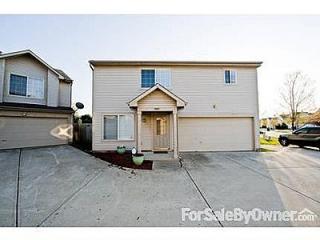 9953 Worthington Blvd, Fishers IN  46038-5301 exterior