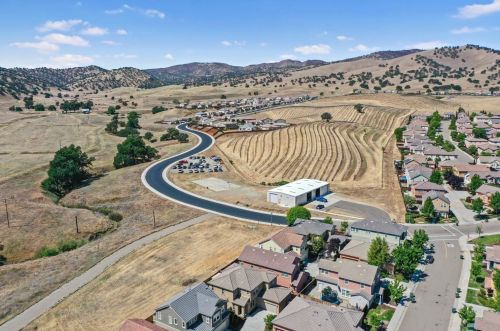 9435 Vintner Cir, Grayson CA  95363-8902 exterior