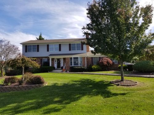 122 Honora Dr, Bear, DE 19701-2042