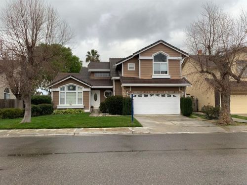 1143 Stoneglen Dr, Newman, CA 95360-1495