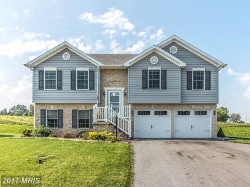 707 Southwood Dr, Lees Cross Roads, PA 17257-8015