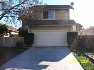 213 Almondtree Ln, Oakley, CA 94561-2466