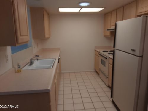 17411 Conquistador Dr, Sun City AZ  85375-5114 exterior