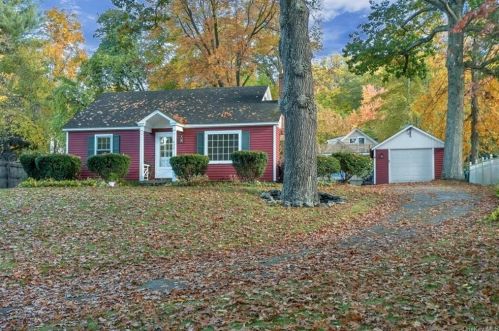 474 Bedford Rd, Bedford Hills, NY 10507-1616