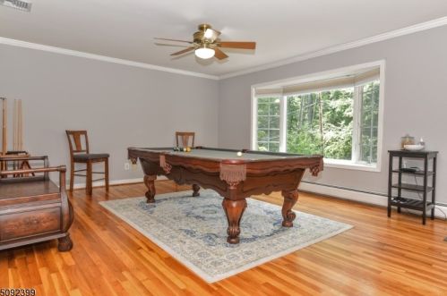 36 Old Milford Ln, West Milford Lakes NJ  07480-1123 exterior
