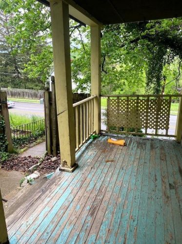 4570 Hamilton Ave, Cincinnati OH  45223-1777 exterior