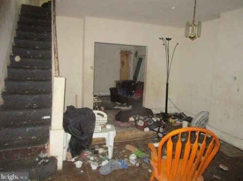 5931 Chestnut St, Philadelphia, PA 19139-3140