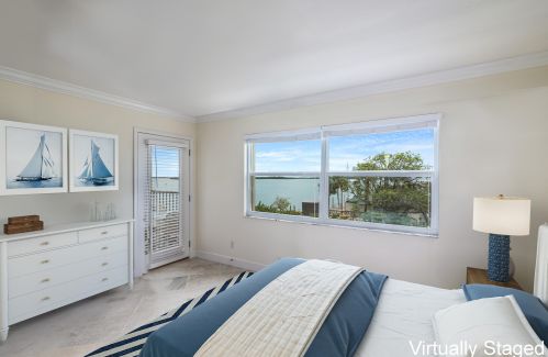 901 Collier Ct, Marco Island, FL 34145-6560
