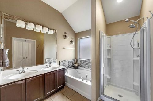 925 Remington Ranch Rd, Midlothian TX  76063-5736 exterior