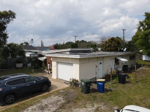 422 Pinewood Dr, Fort Pierce, FL 34950-5079