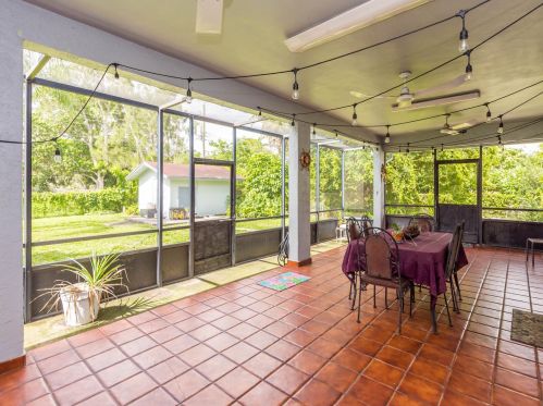 5272 Lake Blvd, Delray Beach FL  33484-4270 exterior
