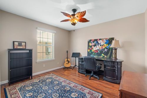 833 Boulevard Of The Champions, Shalimar FL  32579-2154 exterior