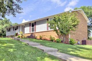 412 Sango Rd, Clarksville, TN 37043-5406