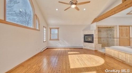 69 Granada Cir, Mount Sinai NY  11766-2810 exterior