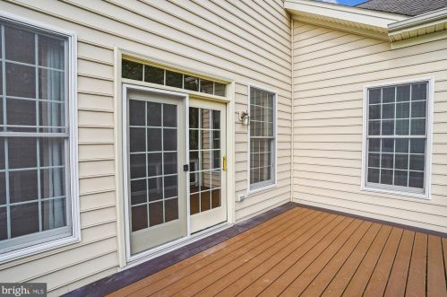 15046 Gaines Mill Cir, Haymarket VA  20169-4500 exterior