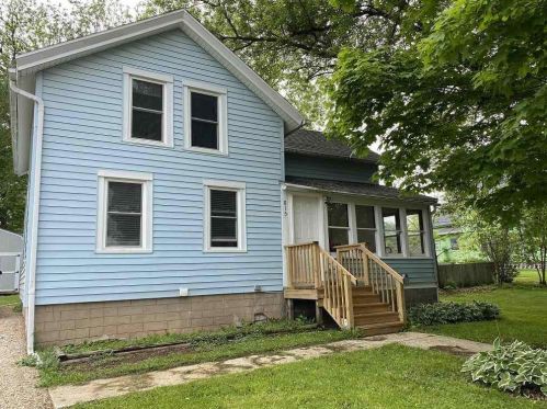 815 Woodside Ave, Ripon, WI 54971-1830