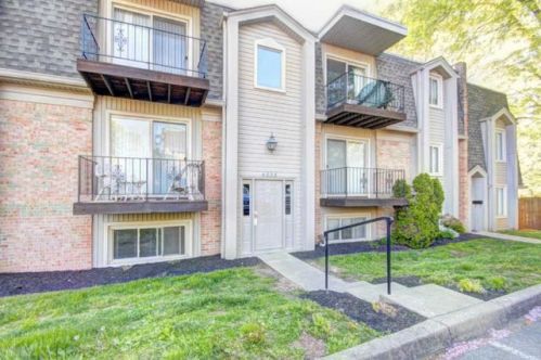 4028 Poplar Level Rd, Louisville, KY 40213-1595