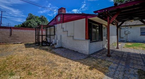5949 Lewis Ave, Long Beach CA  90805-3528 exterior