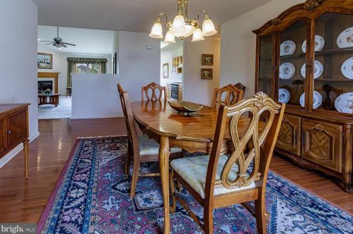 531 Riggs Ave, Berlin Boro NJ  08009-2712 exterior